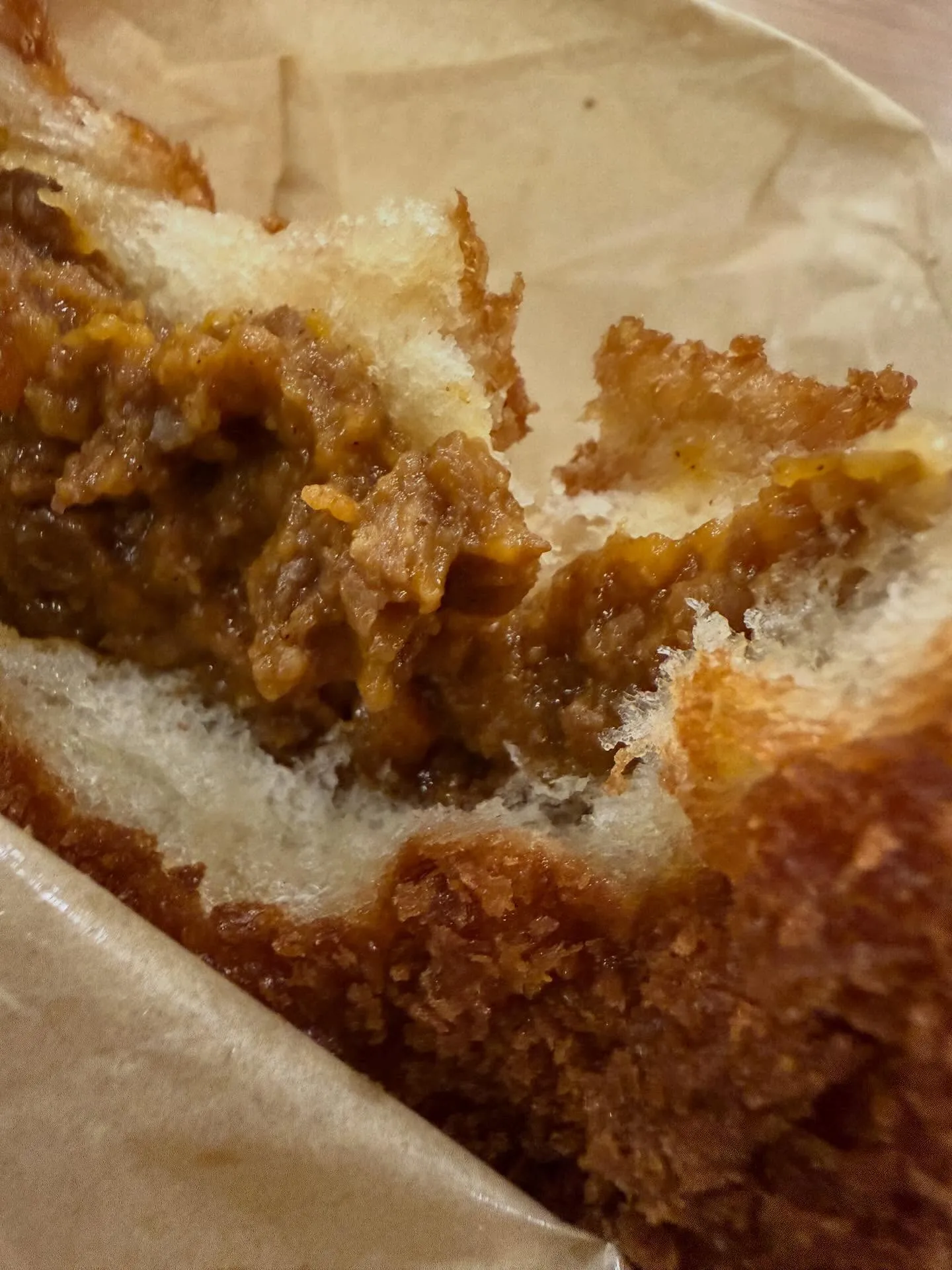 キーマカレーパンとハイネケン